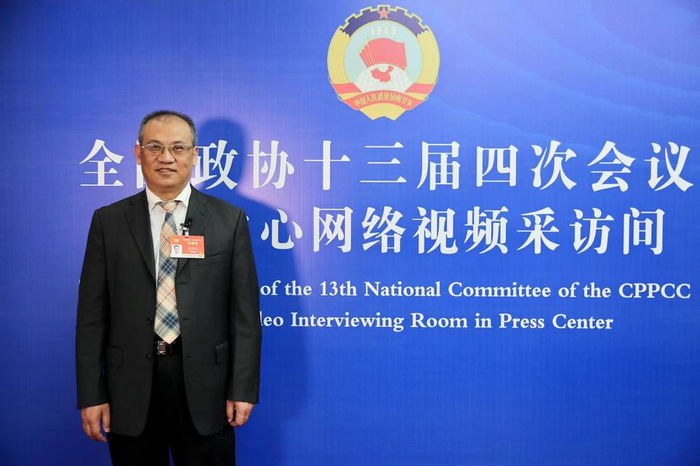 ↑全国政协常委、湖南省生态环境厅副厅长潘碧灵。