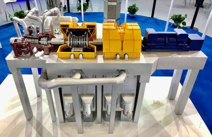 东方电气完全自主研发的华龙一号汽轮发电机组3D打印模型。