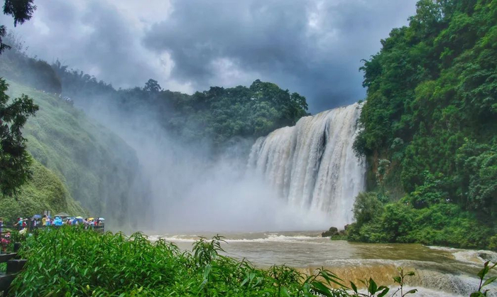黄果树瀑布 王雪峰/摄