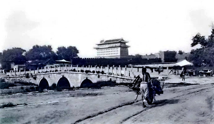 图为《京门九衢图》——创作资料用图