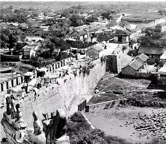 图为《京门九衢图》——创作资料用图