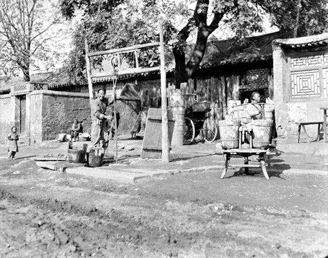 　　图为《京门九衢图》——创作资料用图