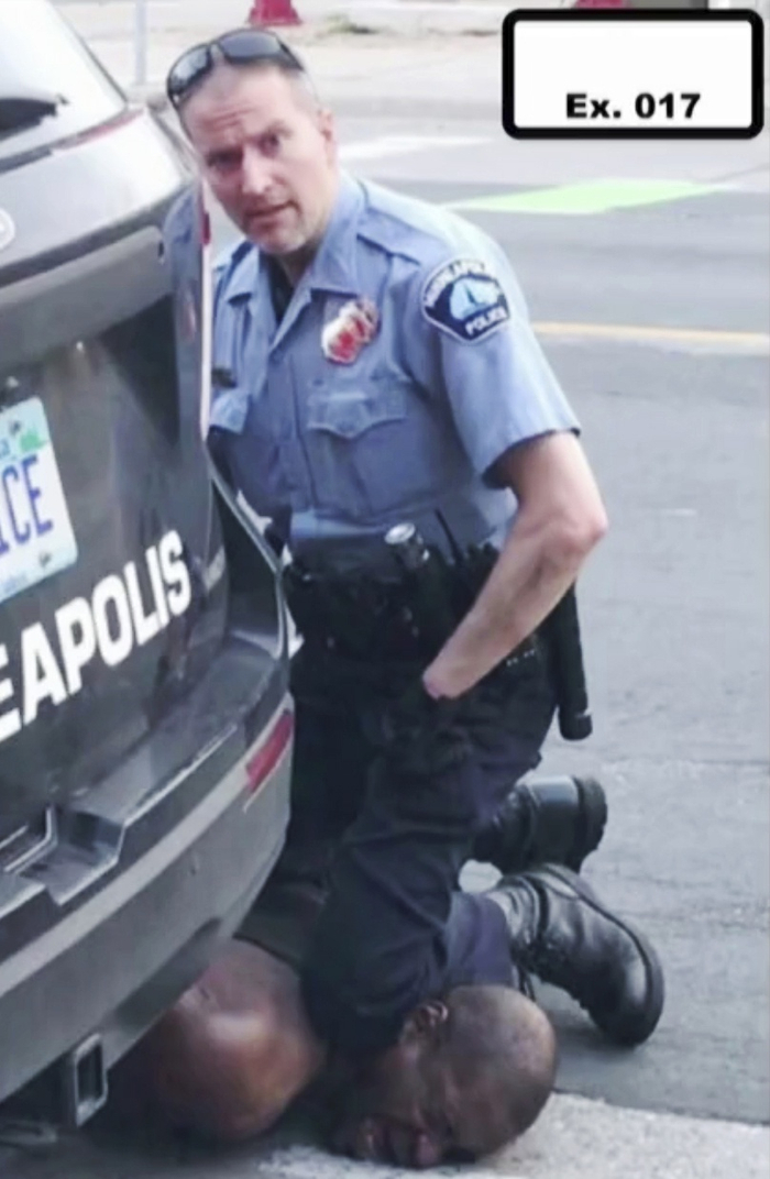 弗洛伊德事件监控视频截图