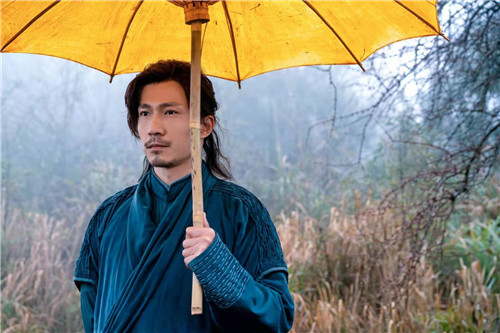 陈震在电视剧《将夜》中饰演大师兄李慢慢