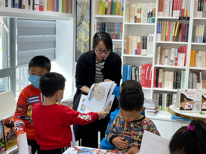 阅想书店里的故事会