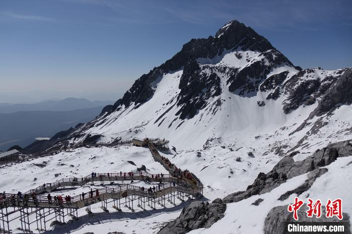 图为玉龙雪山风景。　黎安婷 摄