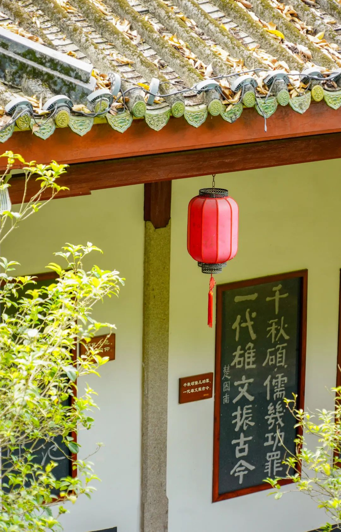 ▲ 韩文公祠碑廊。摄影/见书