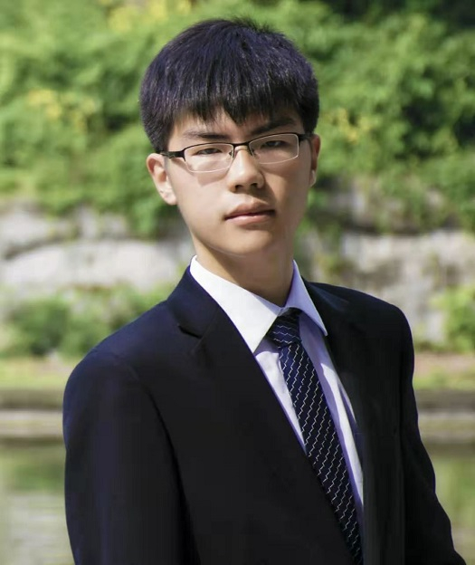 重庆一中历史教师江俊卓（央广网发 重庆一中供图）