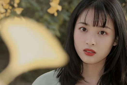 重庆一中美术教师黄钰婷（央广网发 重庆一中供图）