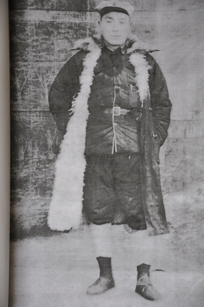 一身戎装的马锡五。受访者供图