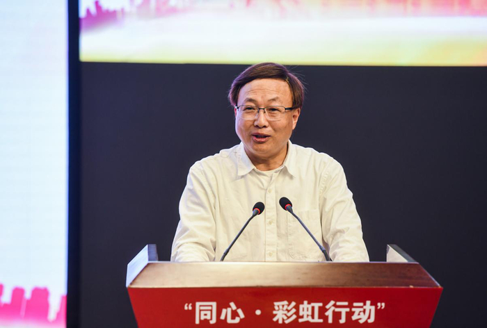 重庆市政协副主席、民进重庆市委会主委陈贵云讲话（央广网发 主办方供图）