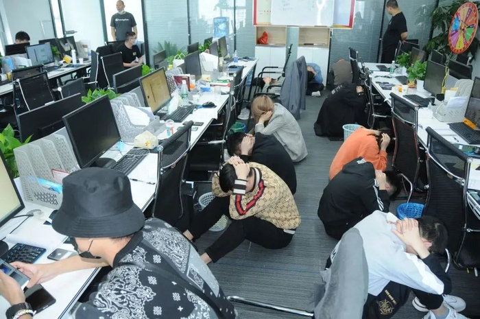 防骗 | 警方破获一起虚拟币诈骗案，抓获58人涉案1000万！|诈骗团伙|老师|受骗人|虚拟货币|交易_新浪财经_新浪新闻