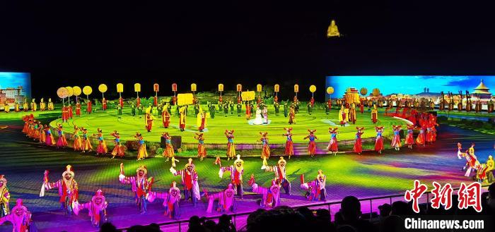 《鼎盛王朝·康熙大典》实景演出 张桂芹 摄