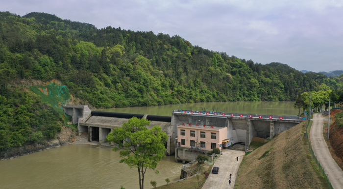 ▲花桥水电站 苏南/摄