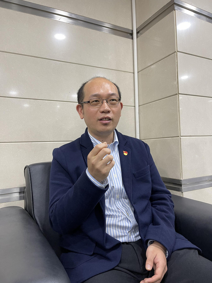 北京市人社局劳动关系处副处长王林。新京报记者 吴为 摄