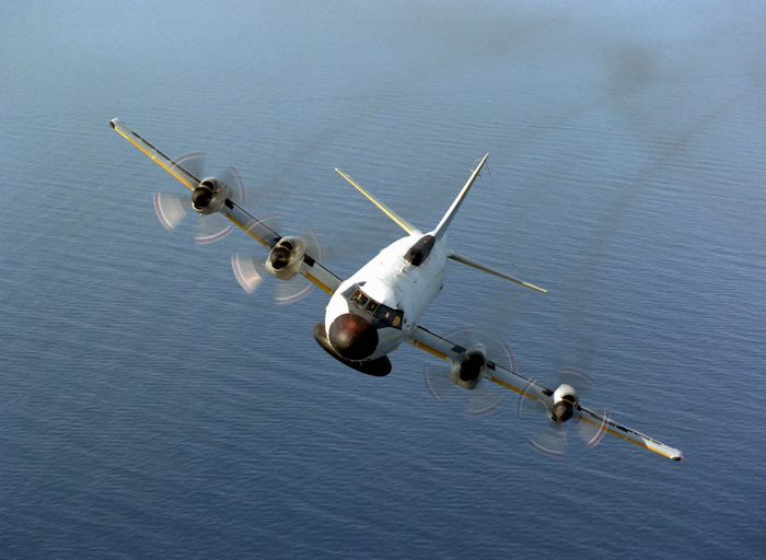 EP-3E电子侦察机是美国海军的电子侦察机。