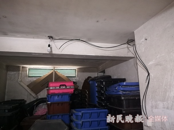 图说：图说，私拉电线随处可见  来源：夏韵 摄（下同）