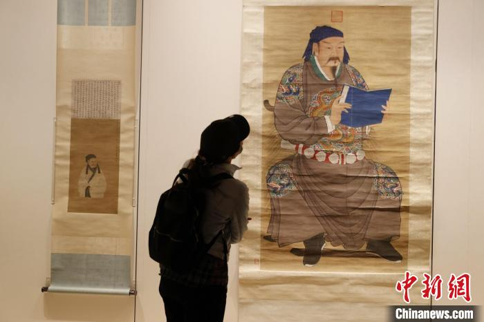 明人《岳飞像》轴 盛佳鹏 摄