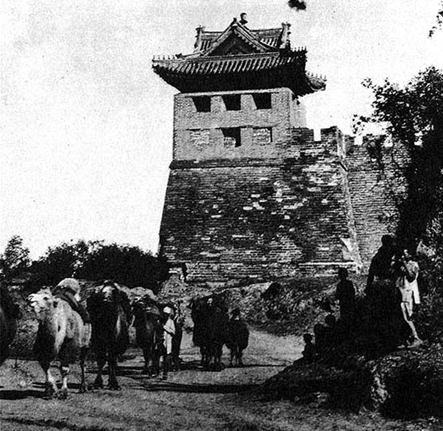 图为《京门九衢图》——创作资料用图