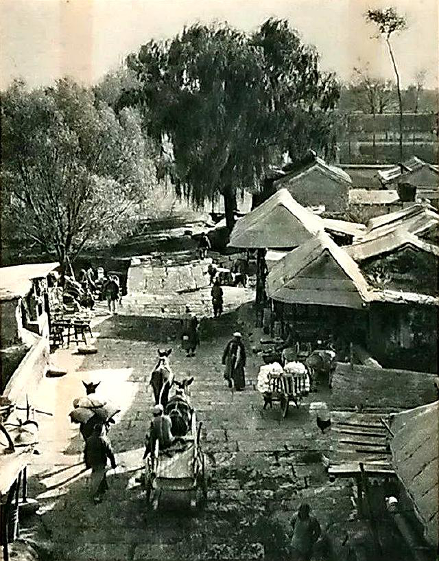 图为《京门九衢图》——创作资料用图