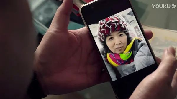 展文莲入院前在门口自拍  《思念物语》截图