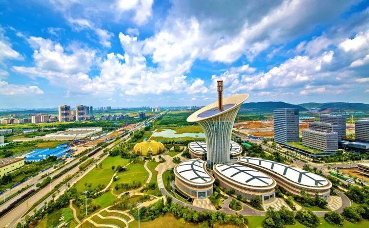 今年初,随着武汉地铁11号线葛店段的开通运营,武汉地铁首次走出武汉市