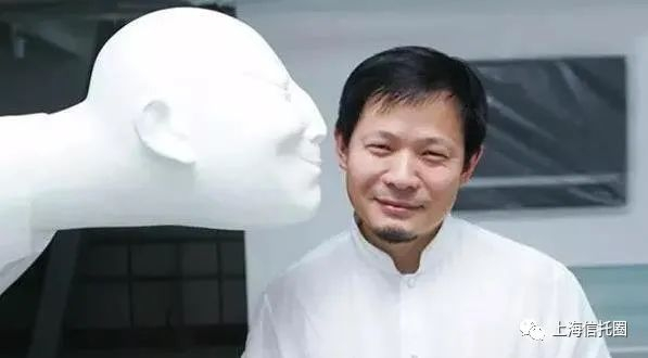 　　（喜马拉雅美术馆馆长，上海滩艺术教父戴志康）