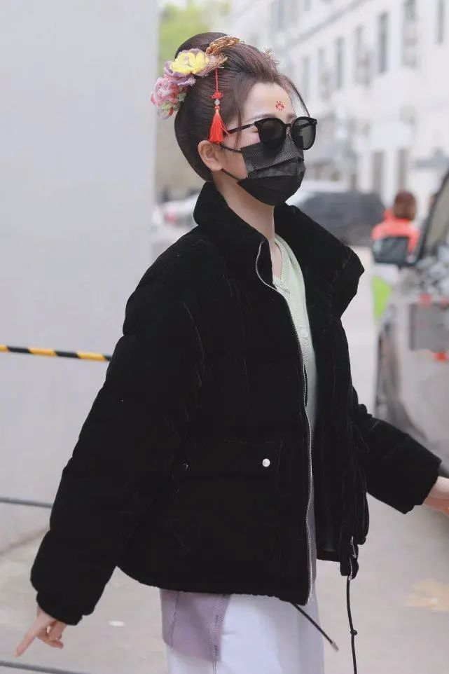 拜托了冰箱曝三大嘉宾,赵丽颖受何炅之邀?