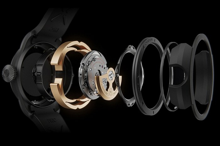 Big Pilot's Watch Shock Absorber XPL  图片来源：IWC