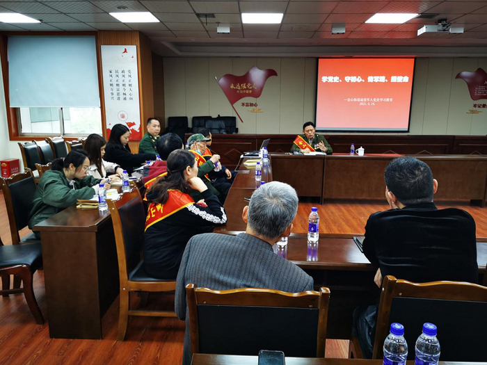 开展党史学习教育（央广网发 受访者供图）