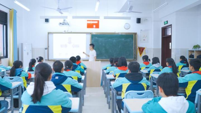 弹子石中学开展党史学习活动（央广网发 南岸区教育系统供图）