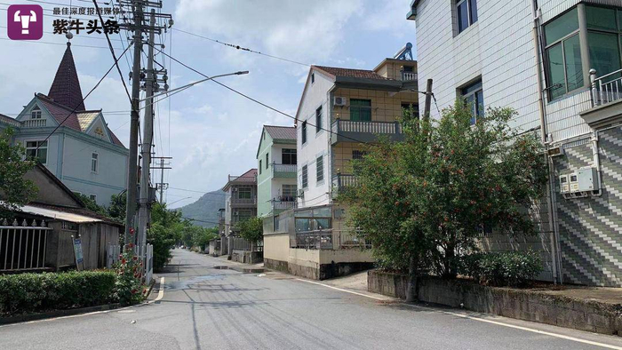 球山村