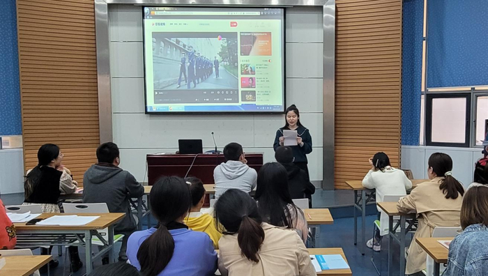 川益小学团支部组织开展党史学习教育（央广网发 南岸区教育系统供图）