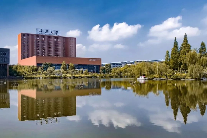 重庆大学校园风景  重庆大学供图
