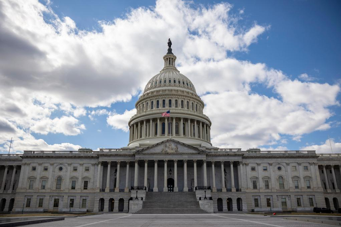 这是2021年3月6日在美国首都华盛顿拍摄的国会大厦。新华社发（沈霆 摄）