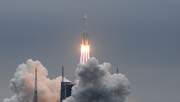 图说：中国空间站天和核心舱发射任务成功 新华社记者 杨冠宇 摄