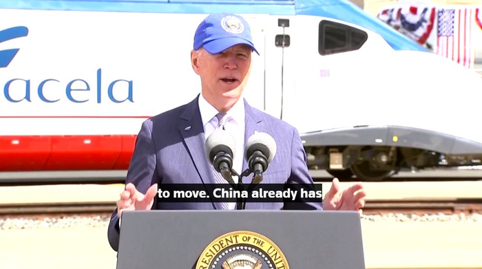 拜登在庆祝美铁成立50周年活动上发表演讲&nbsp;视频截图