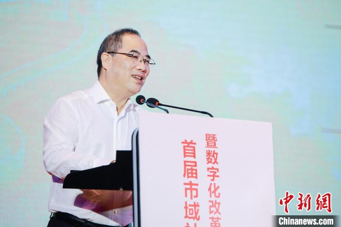 浙江工商大学校长、浙江大学社会治理研究院院长郁建兴 邱志威 摄