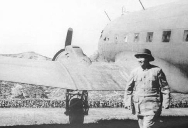 重庆谈判后毛泽东返回延安