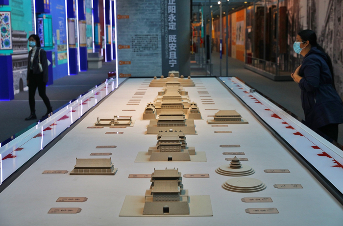 首都博物馆展出的中轴线建筑模型图 白继开 摄 AKEFOTO供图