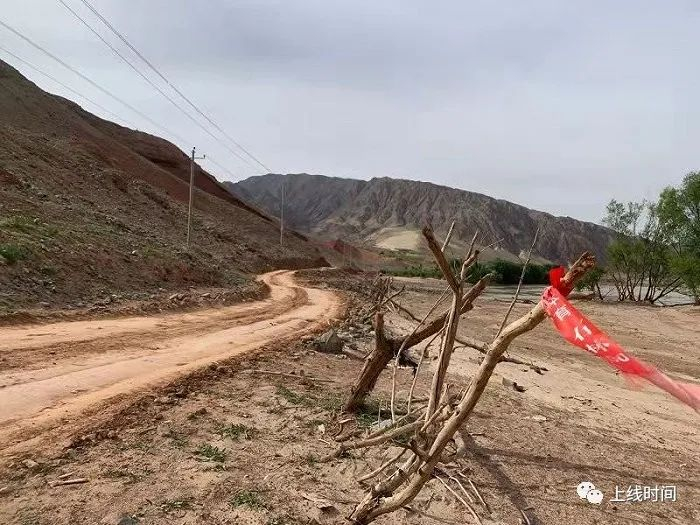 赛道上的路标。摄影：翟星理