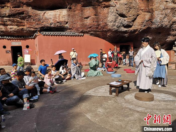 齐云山沉浸式情景表演。 刘浩 摄