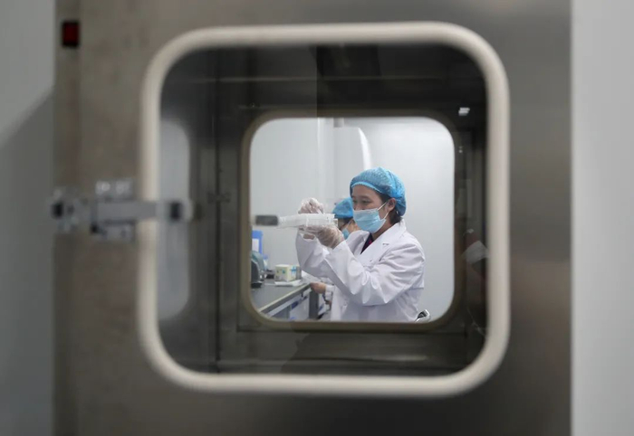 云南华大昆华医学检验所在昆成立 杨峥 摄