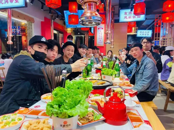 大受年轻人欢迎的中式烤肉