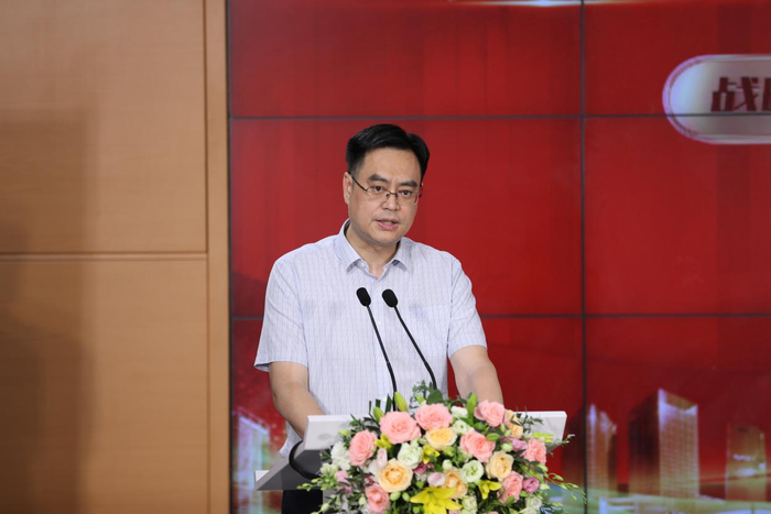 央广传媒发展总公司常务副总经理，央广网董事长、总编辑张军