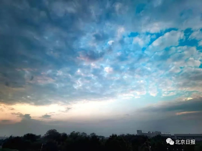 大兴区亦庄镇凉水河畔（和冠欣 摄）