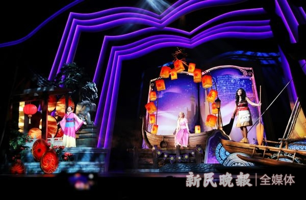 图说：迪士尼五周年新剧首演