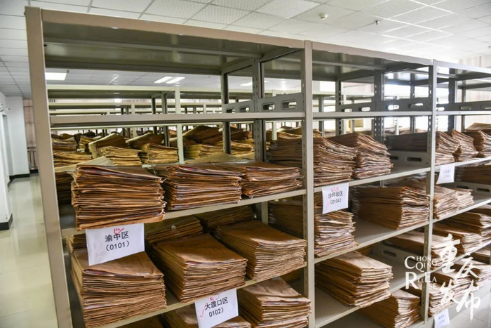 试卷收发保管室。邹乐 摄