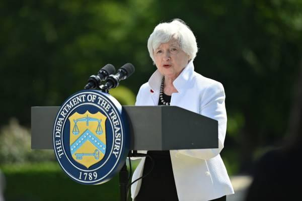 美国财长耶伦6月5日于英国伦敦出席七国集团财长会议，设立全球最低企业税成为重点议题。图自路透社 
