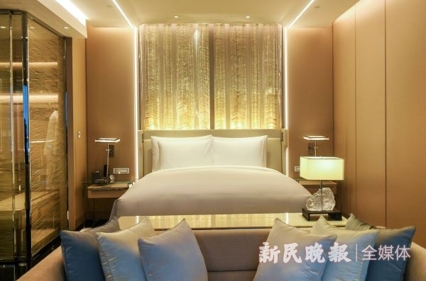 图说：酒店客房